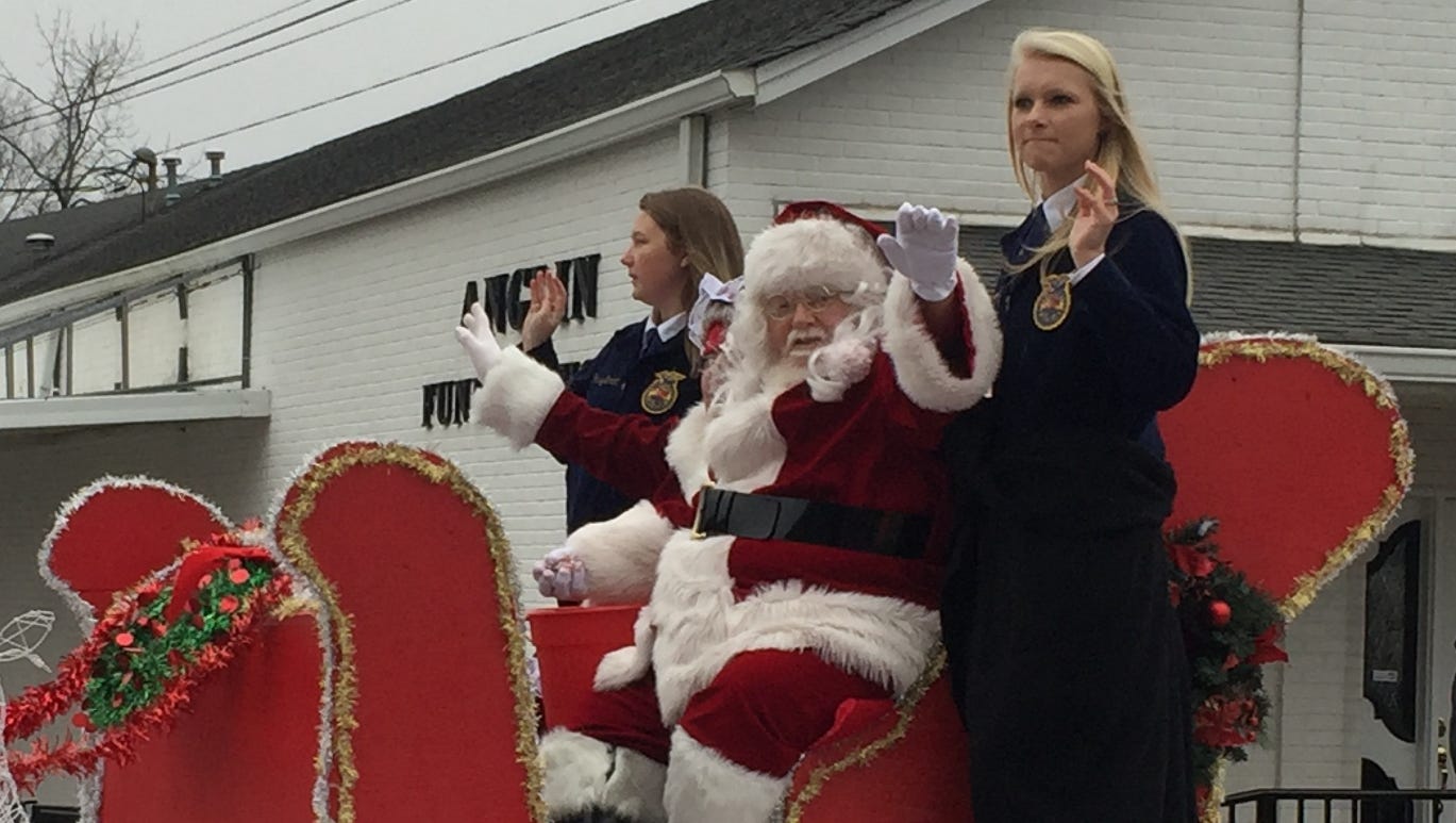 Dover Tennessee Christmas Parade 2022 Dover Welcomes Christmas With Annual Parade And Tree Lightnig