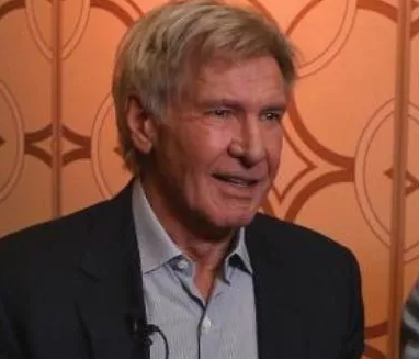Harrison Ford explains Han Solo's death to Ryan Gosling.