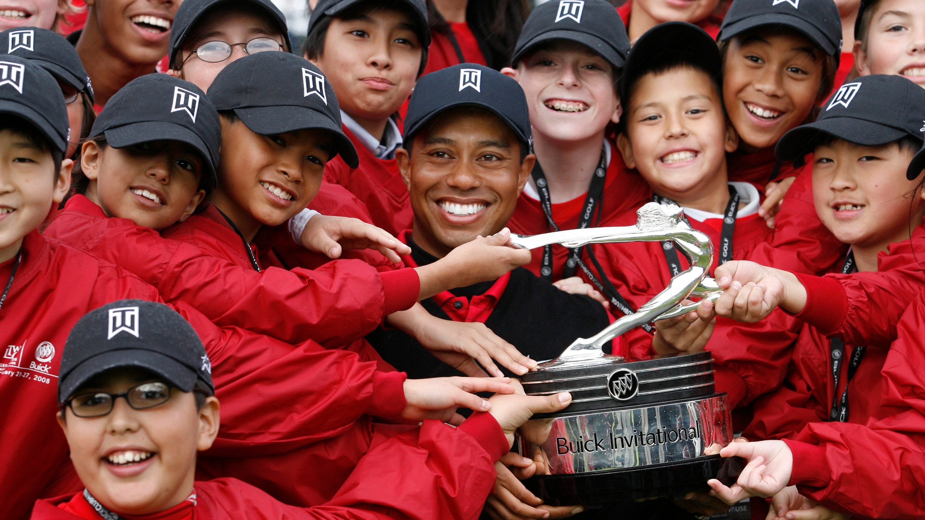 Before the scandals: Remembering what Tiger Woods once meant