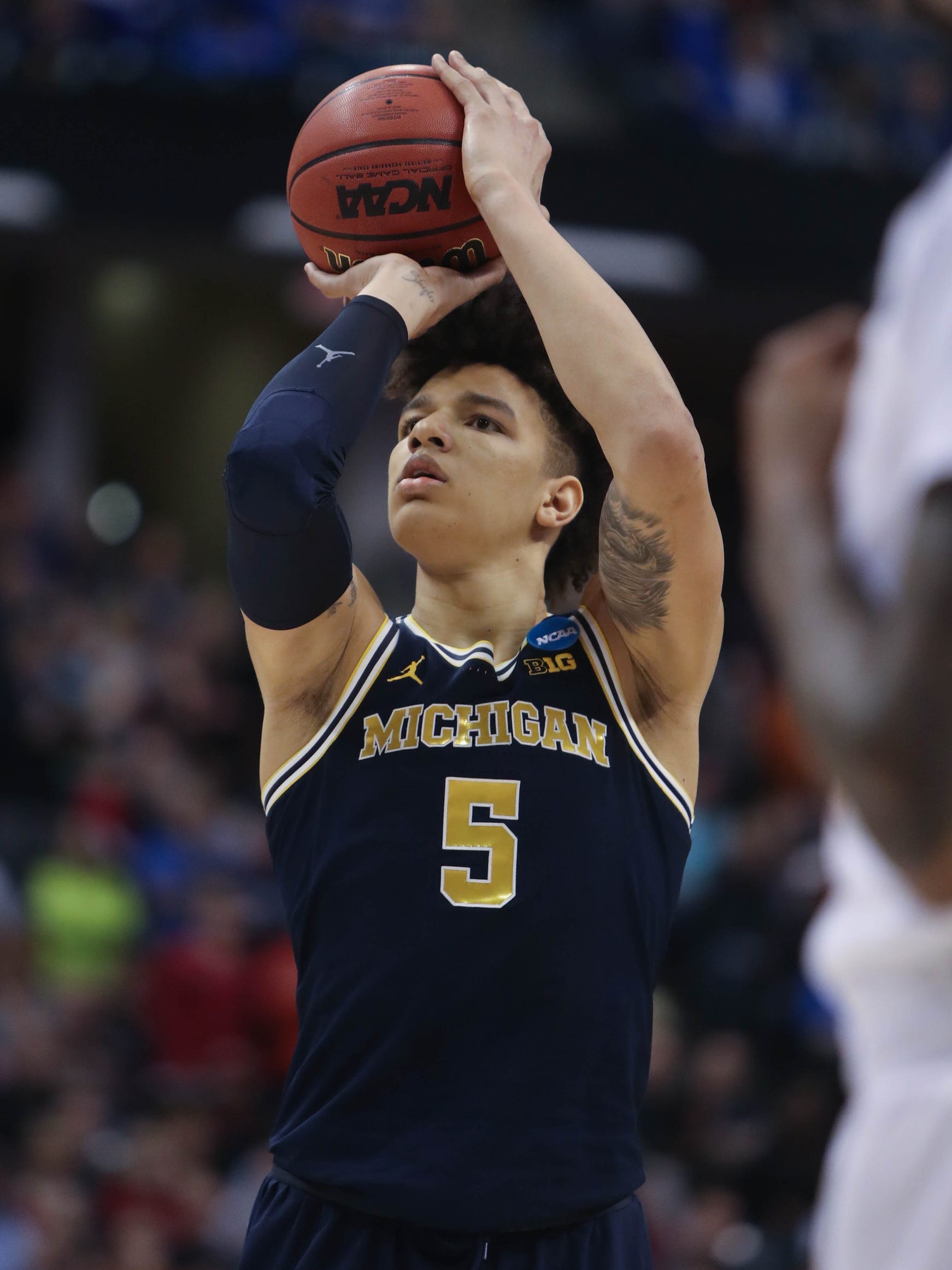 U M Notes D J Wilson Plays Role Of Starter Closer Vs Louisville