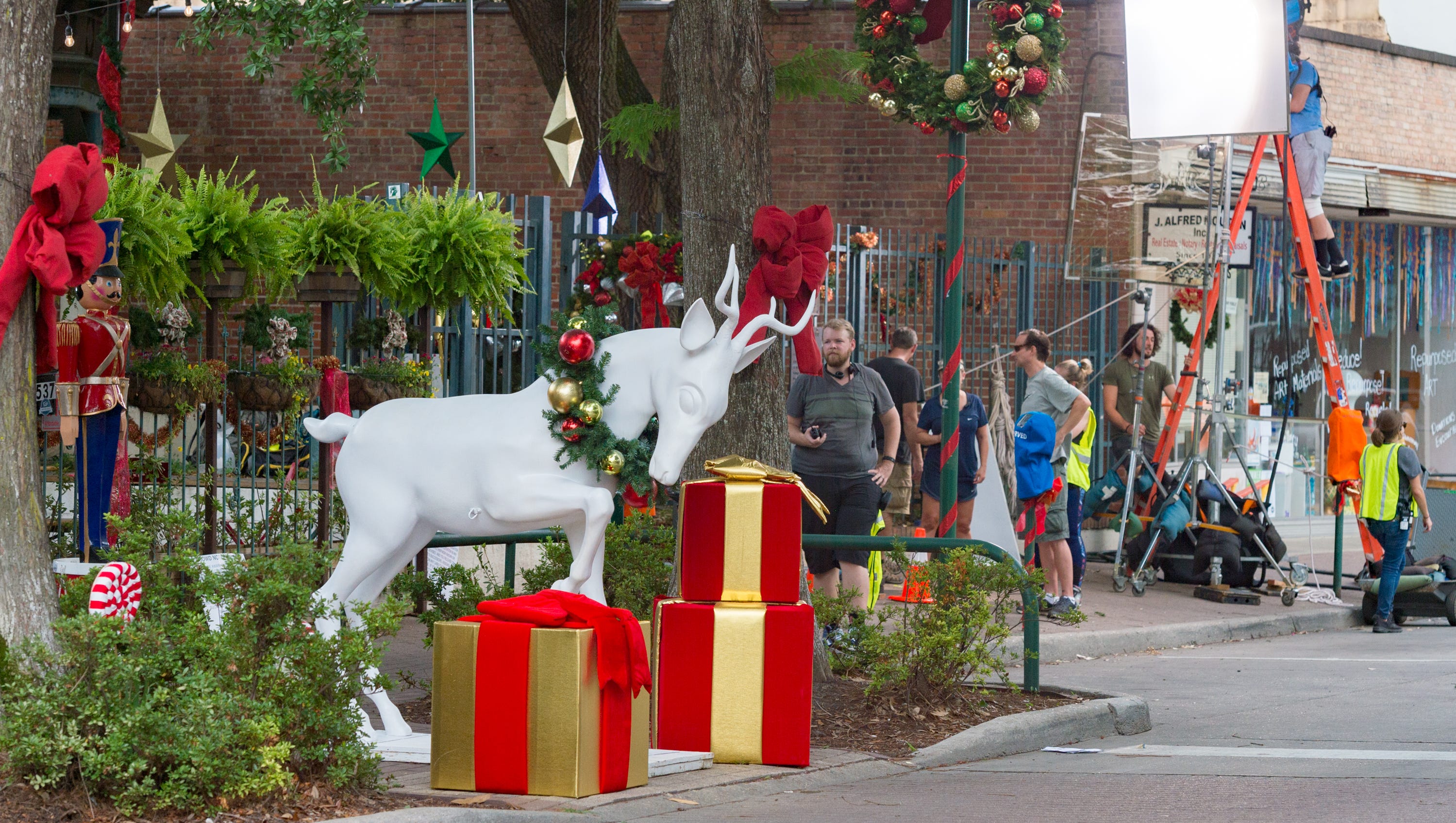 Lafayette sites featured in new slate of Lifetime, ION Christmas movies