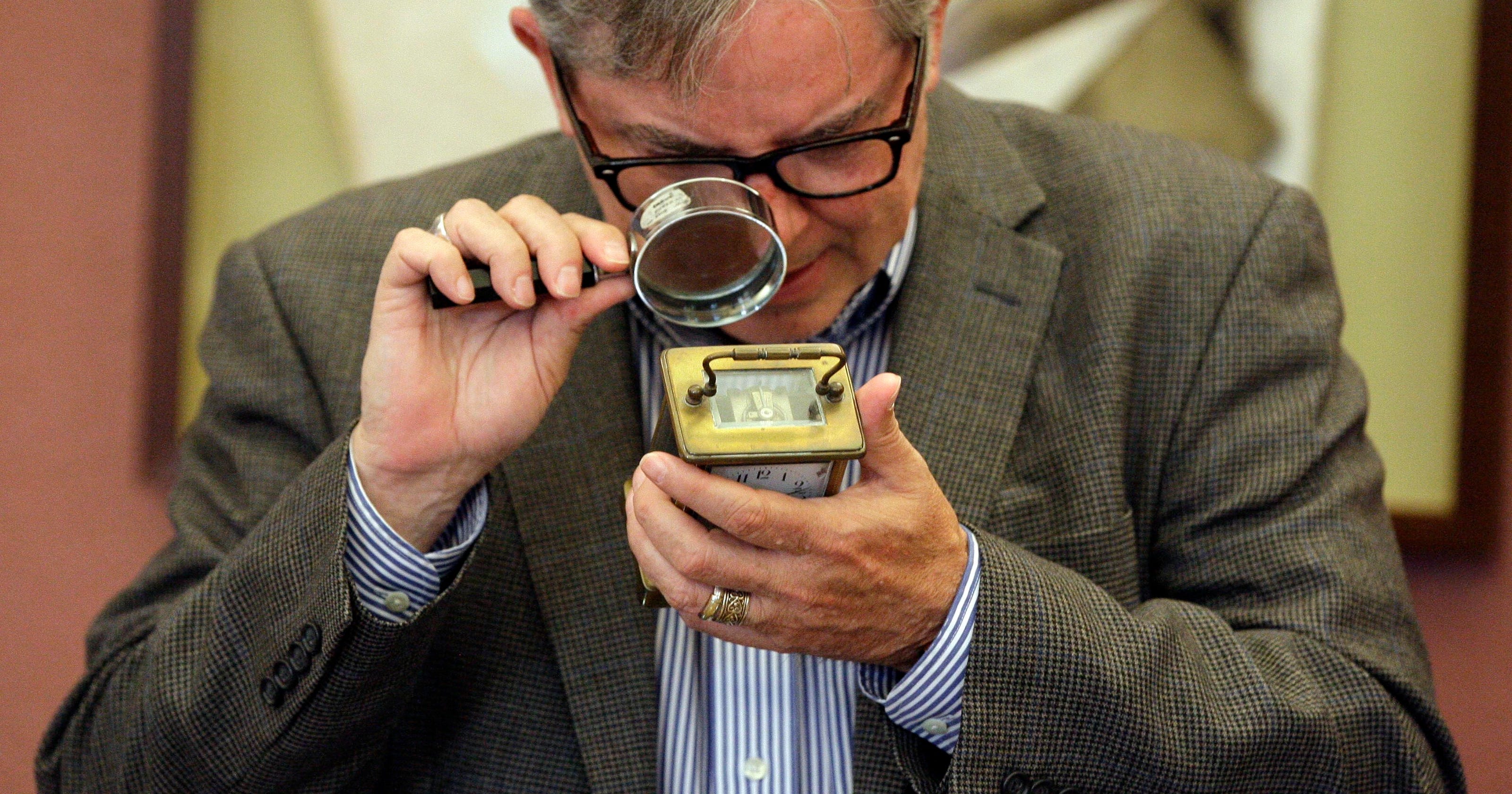 Antiques appraiser brings roadshow to Sheboygan