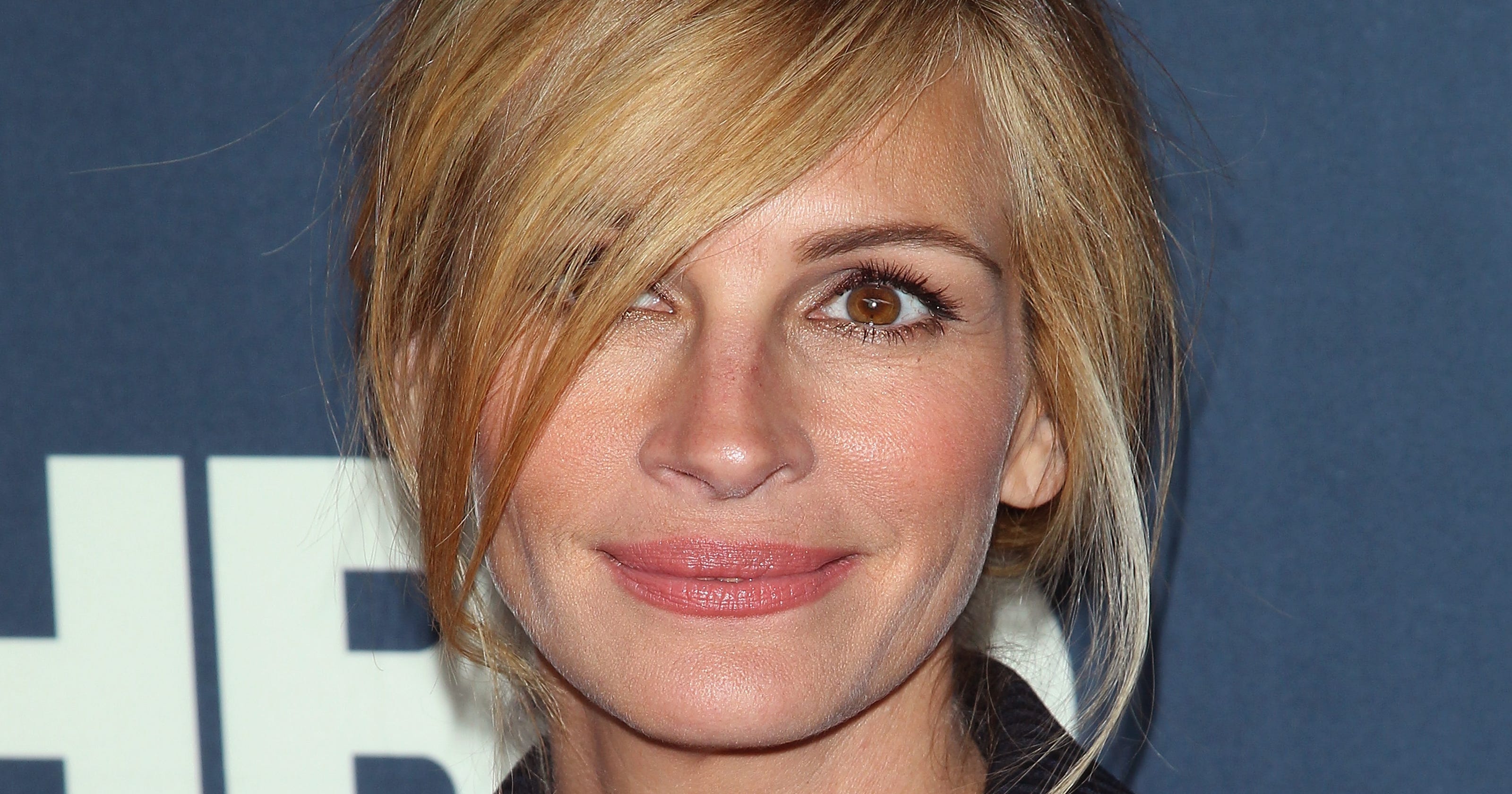 Coroner: Death of Julia Roberts' half-sister a suicide