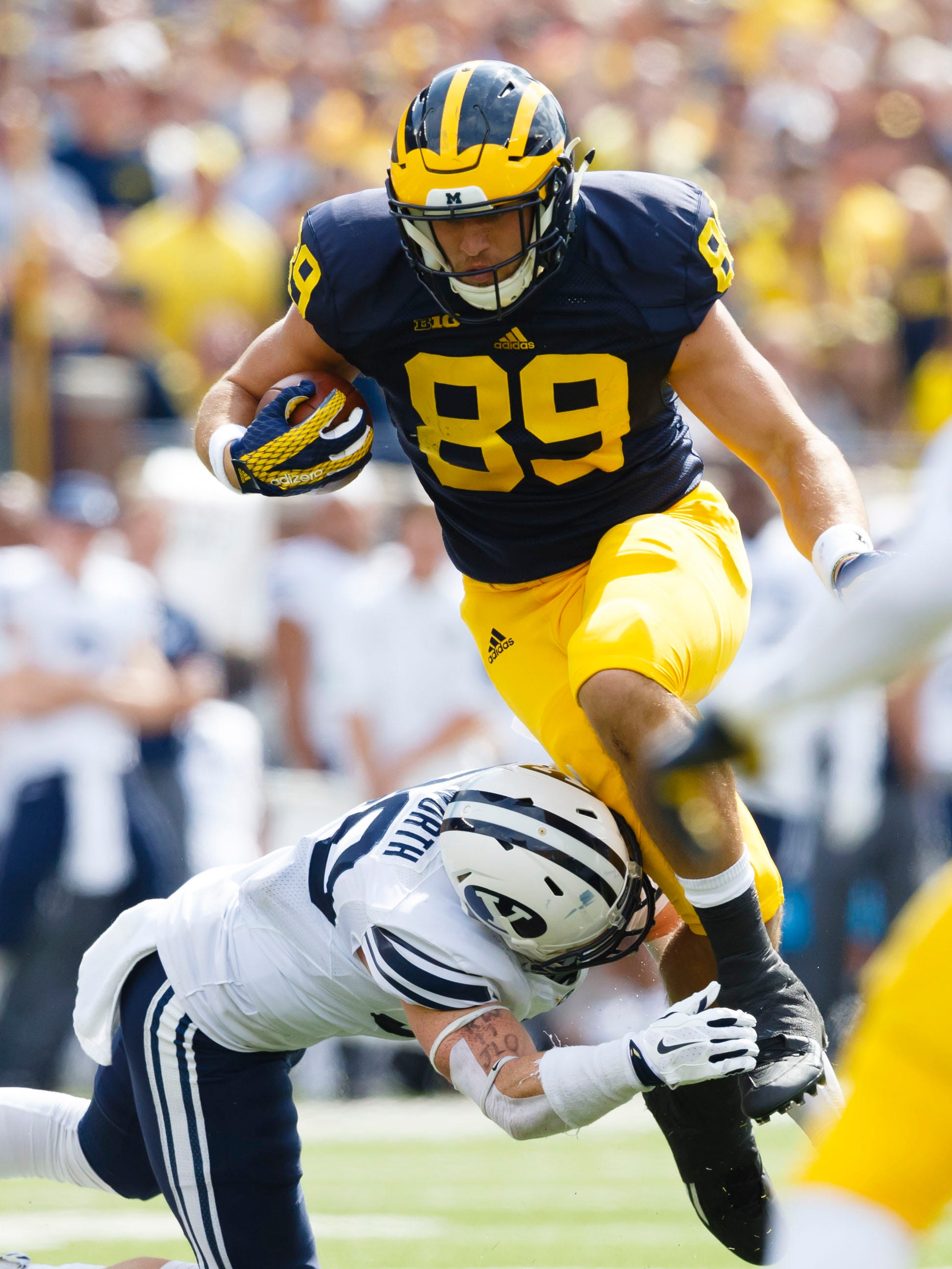 Michigan Dismantles Byu In Rout