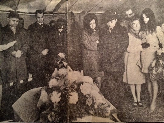 Johnny recommends best of Is lisa ann a mom Free gay twink first time stories