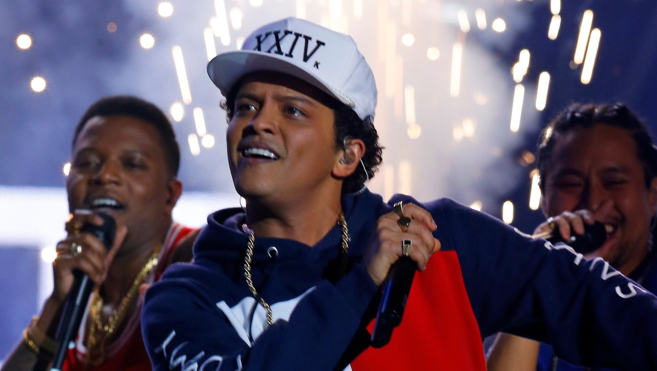 Bruno Mars Celebrates New Video By Dancing Outside Indy Waffle House