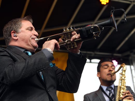 Louis Prima Jr. and the Witnesses perform during the