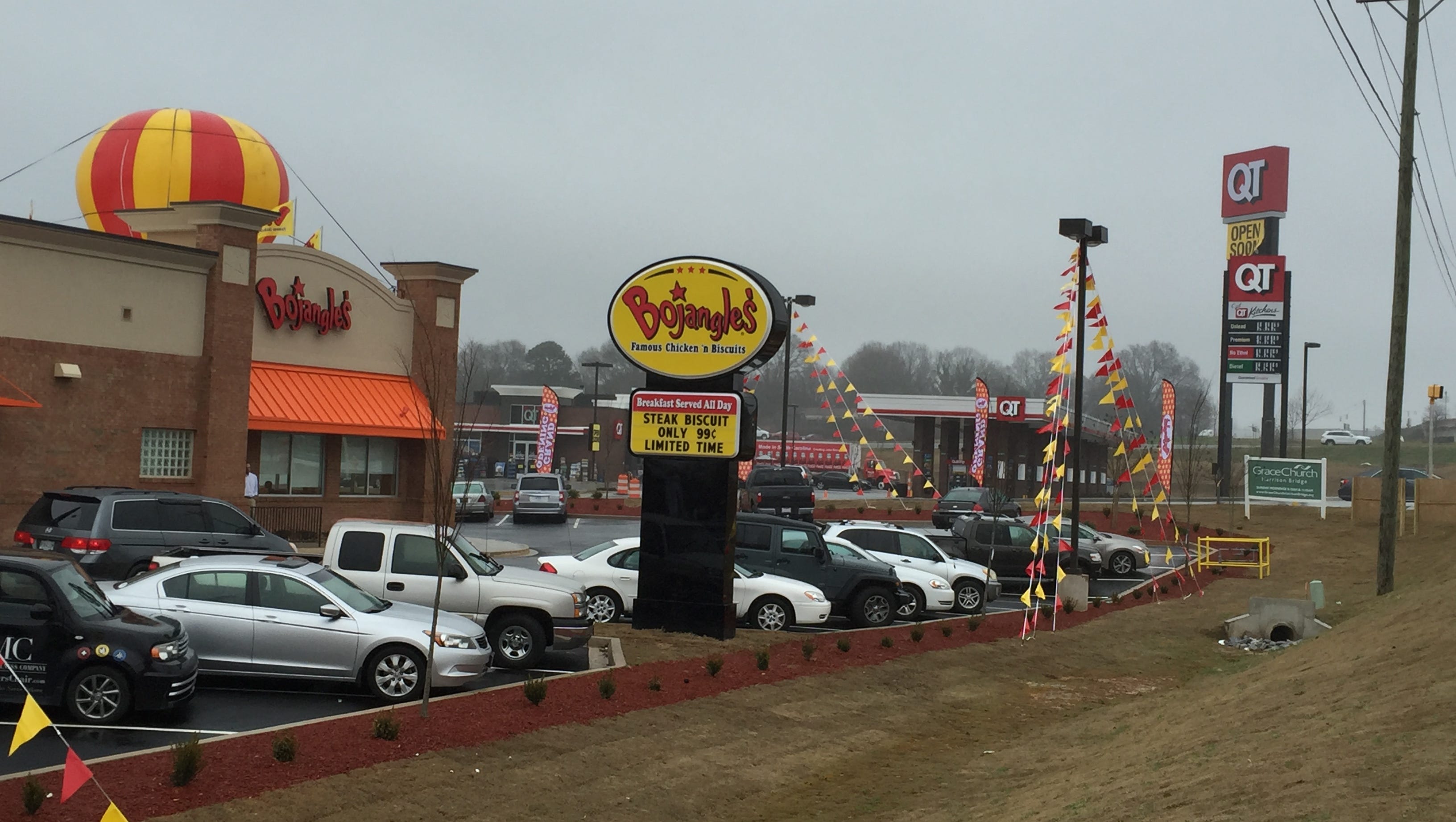 Fountain Inn businesses grow as second Bojangles' opens