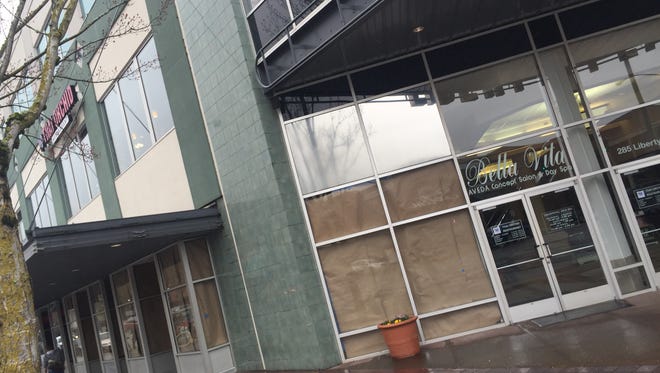 Starbucks has closed one of its downtown Salem locations in the Liberty Plaza shopping center at 285 Liberty St. NE.