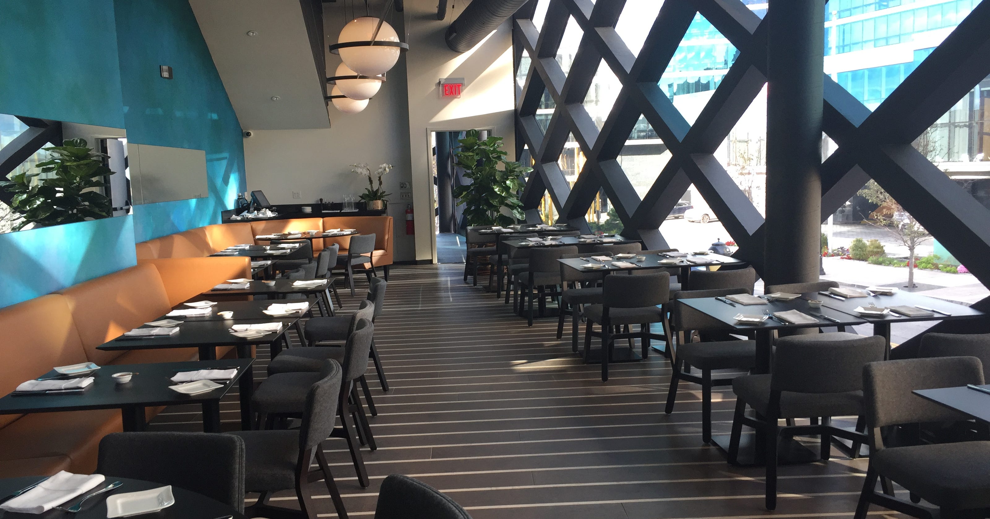 White Plains restaurant, Mediterraneo, opens on Main Street