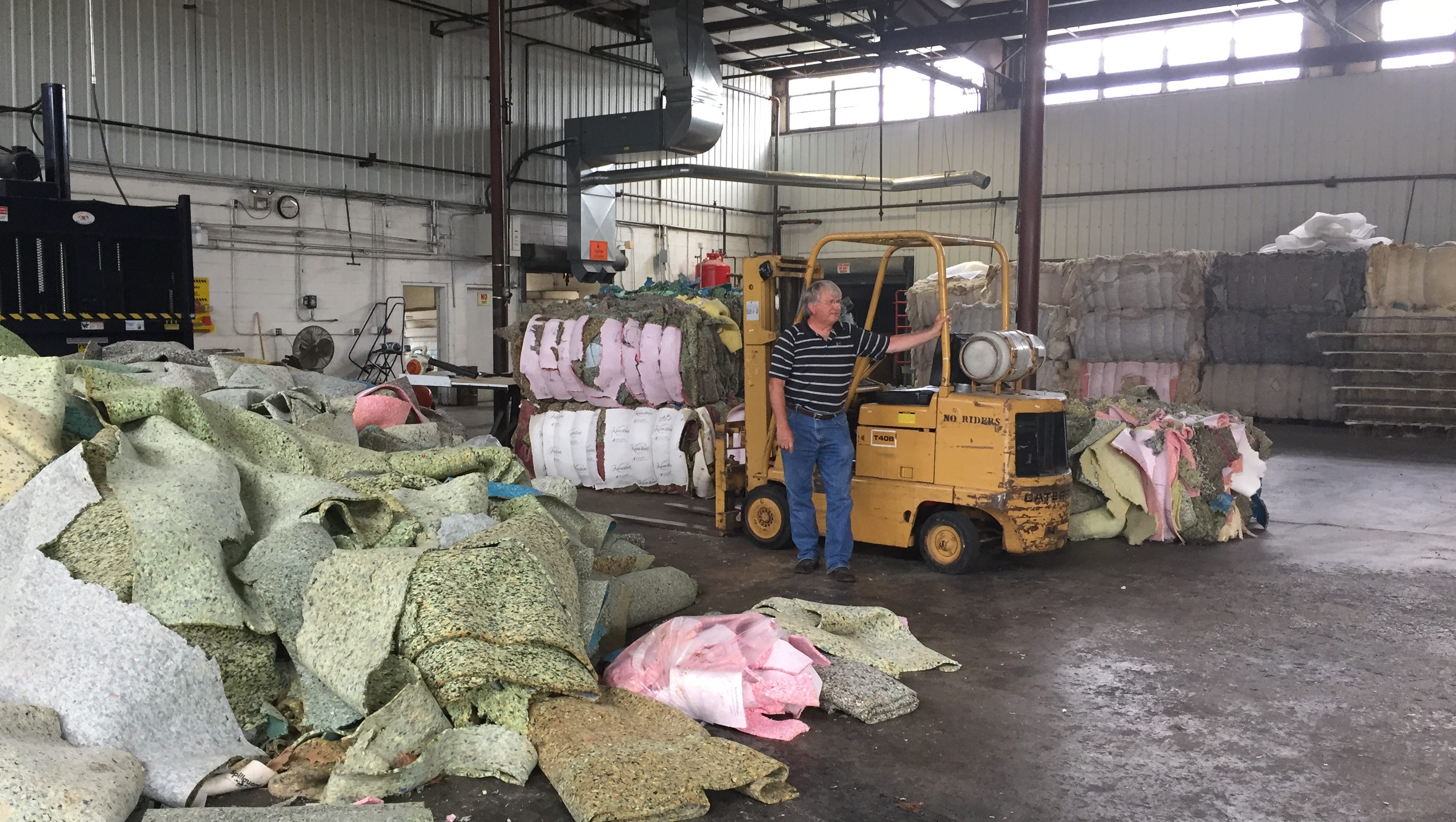 Buying A New Bed For Christmas Here S How To Get Rid Of Your Old