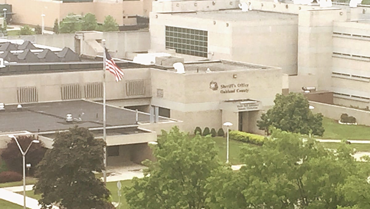 Judge Orders Oakland County Sheriff To Provide Masks To Jail Inmates