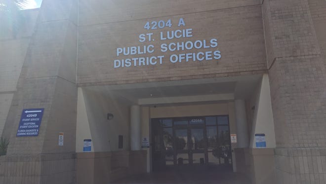 The local Communications Workers of America branch on Thursday agreed to a new contract with the school district, school officials announced in a news release.