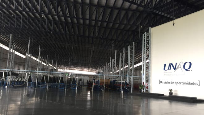 The UAQ looks like a factory or a huge hangar: 18 thousand 500 square meters, made for heavy workshops and labs.