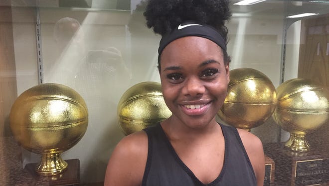 Bossier High senior Chloe Walker hopes to lead the Lady Kats to a state title.