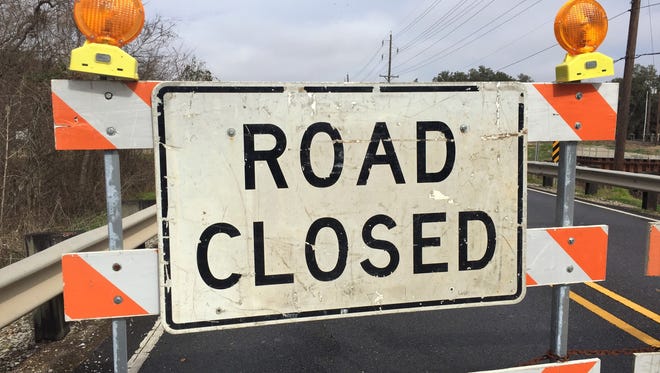 A section of Ambassador Caffery Parkway near Acadiana Mall is closing for construction.