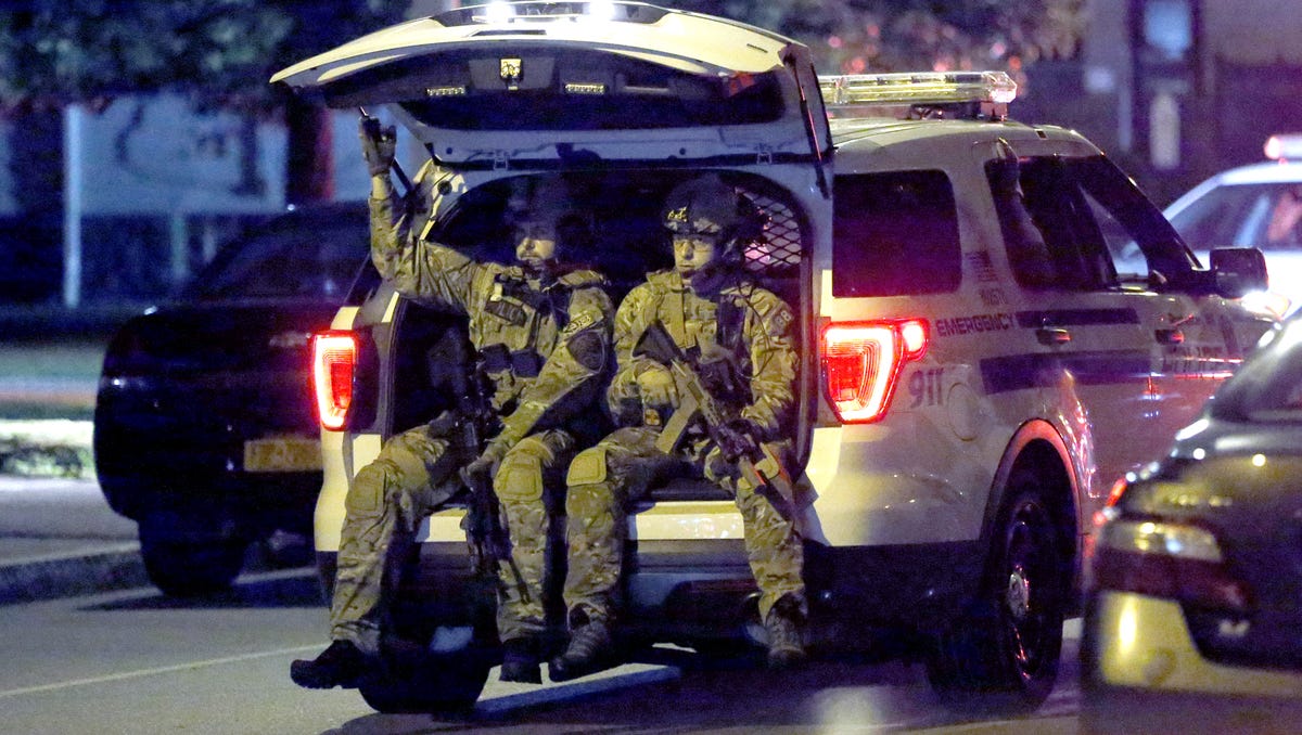 Rochester police officer shot near North Street