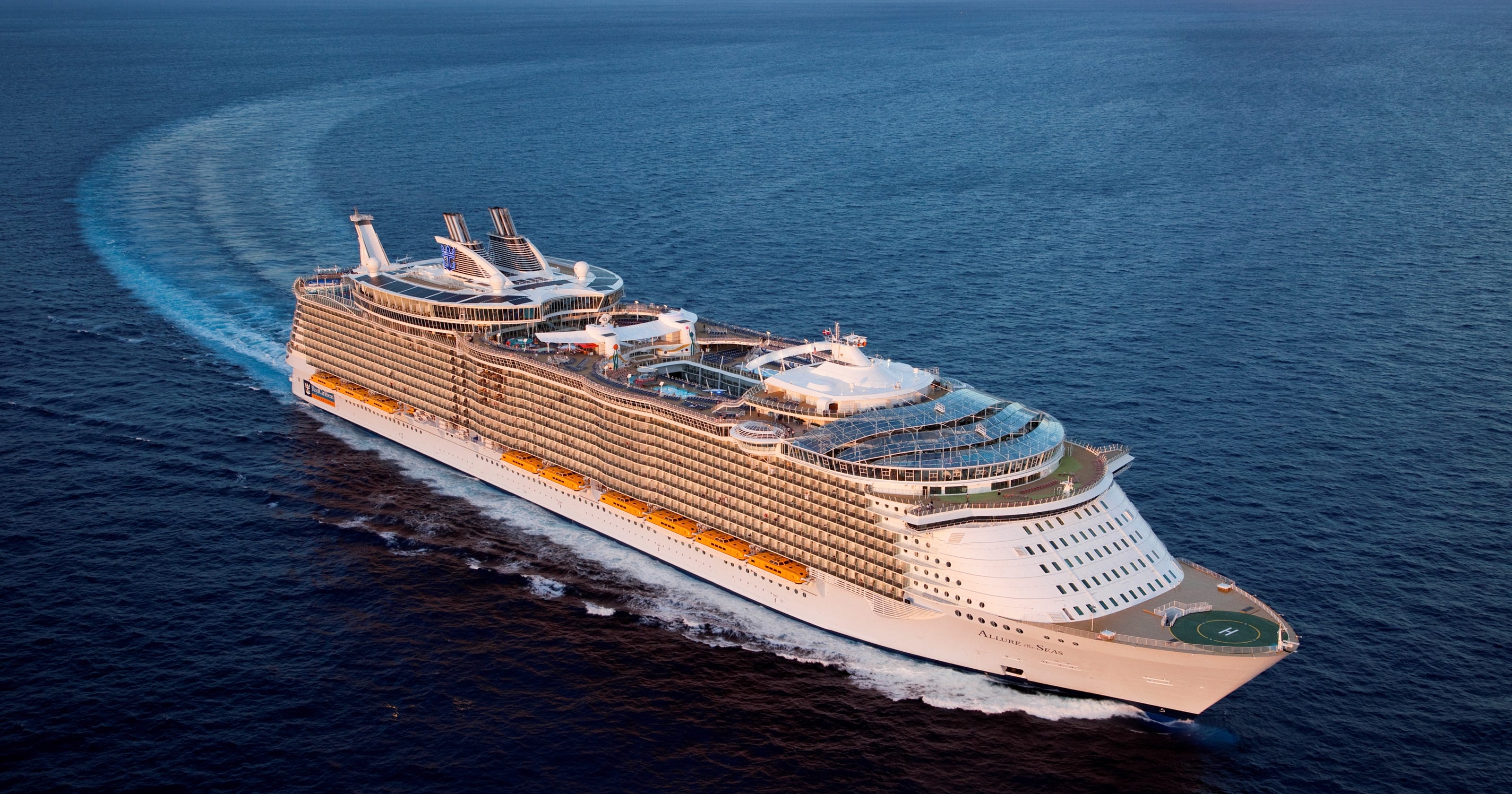 Oasis of the Seas Giant cruise ship to begin trips from New York area