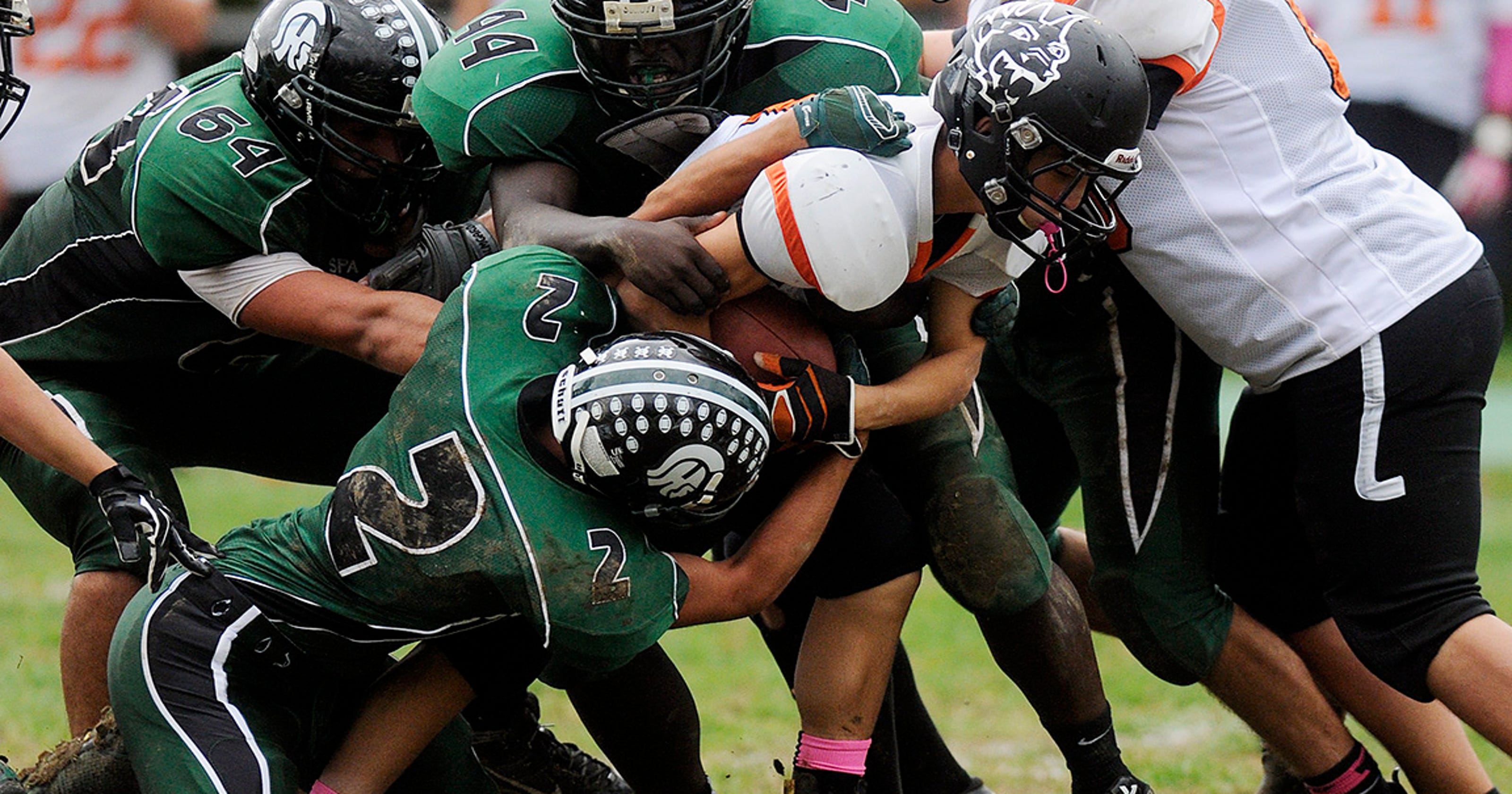 Football: Dover wins, clinches playoff spot Football: Dover wins, clinches playoff spot