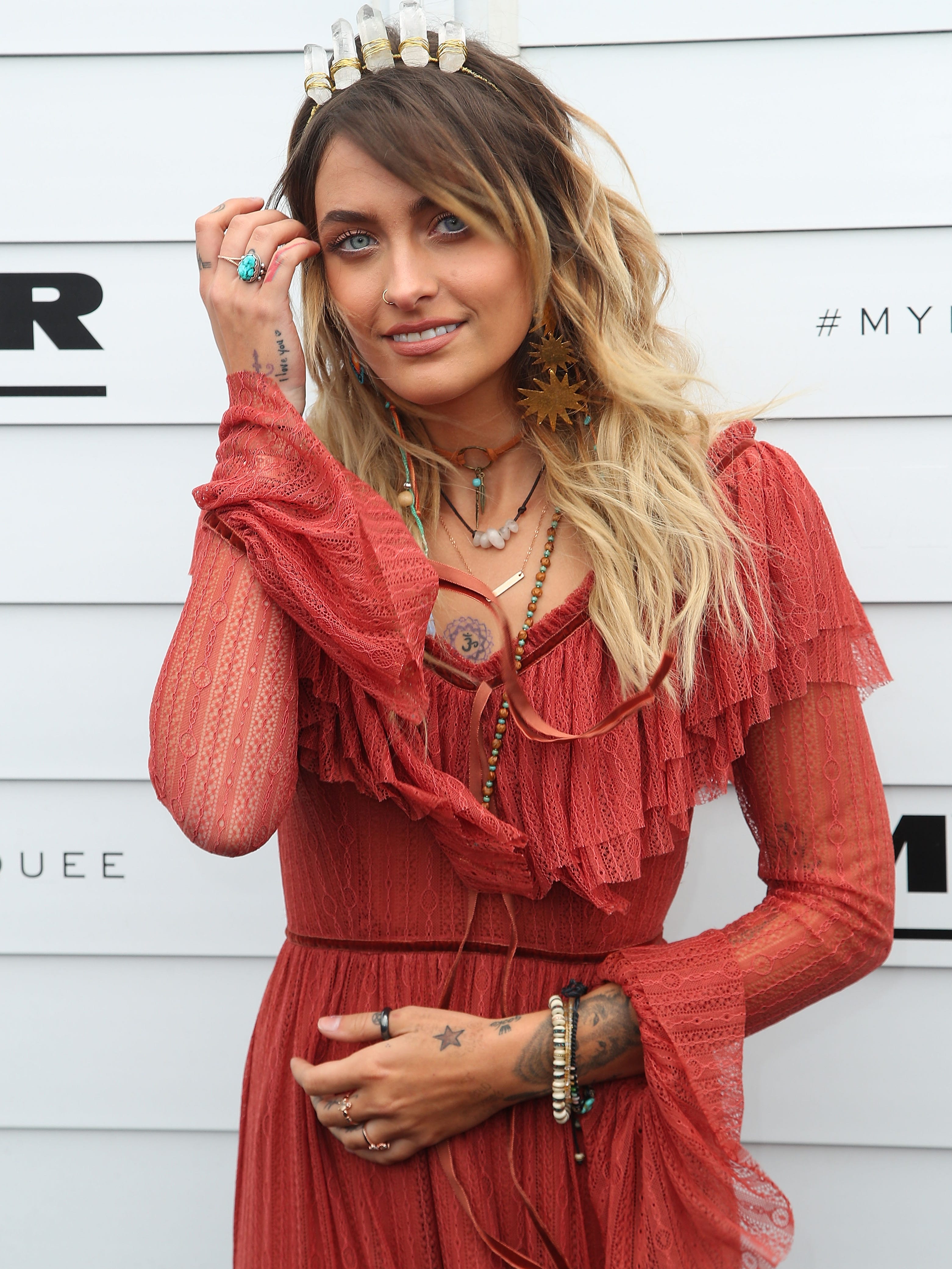 Paris Jackson Posts Rare Photo Of Brother Blanket For Christmas