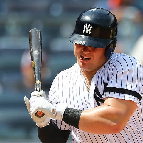Luke Voit scored a run after a scary moment in...