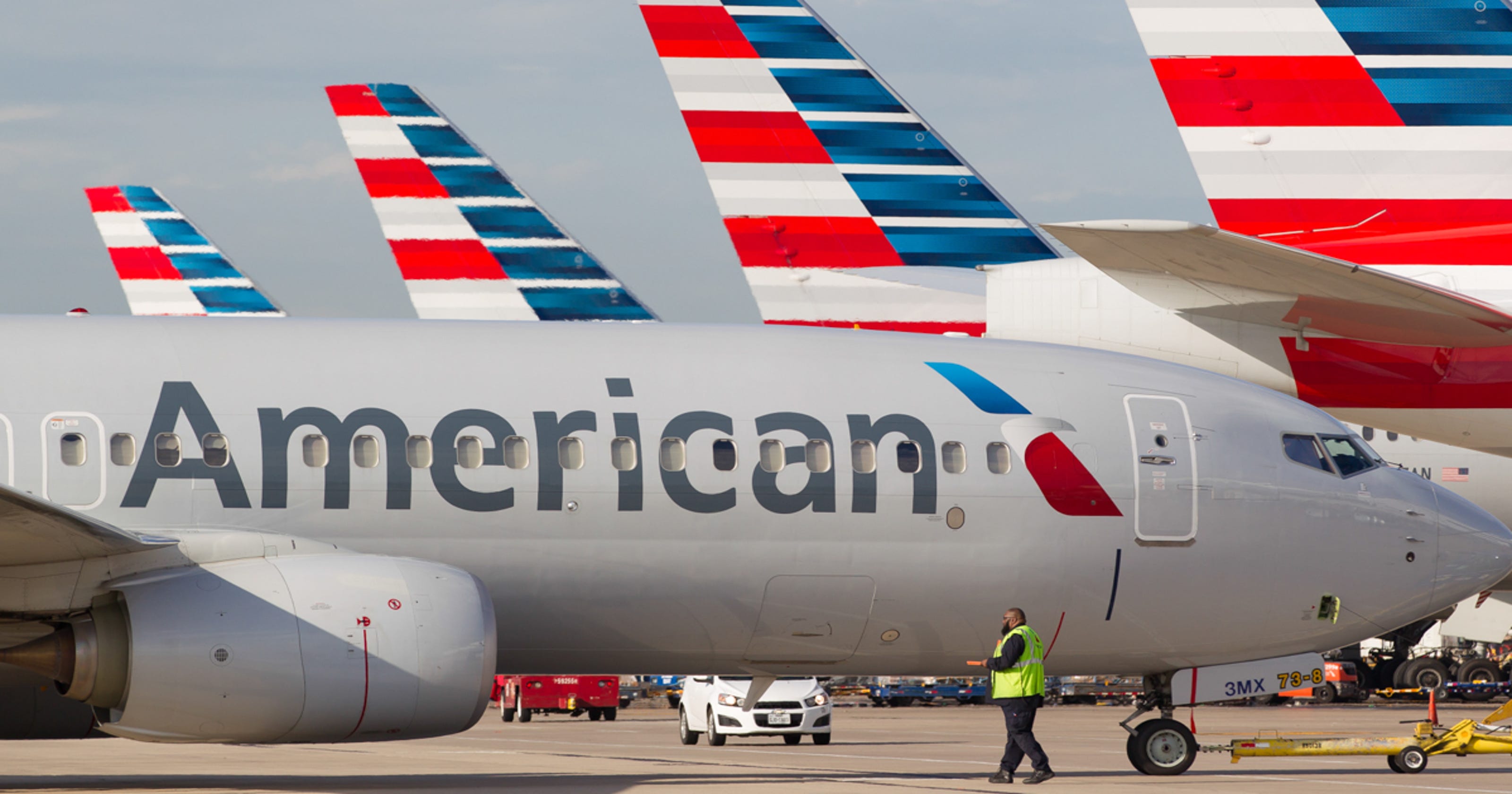 Unveil The Perks And Benefits Of Working At American Eagle A Behind The Scenes Look - mh7c0yx