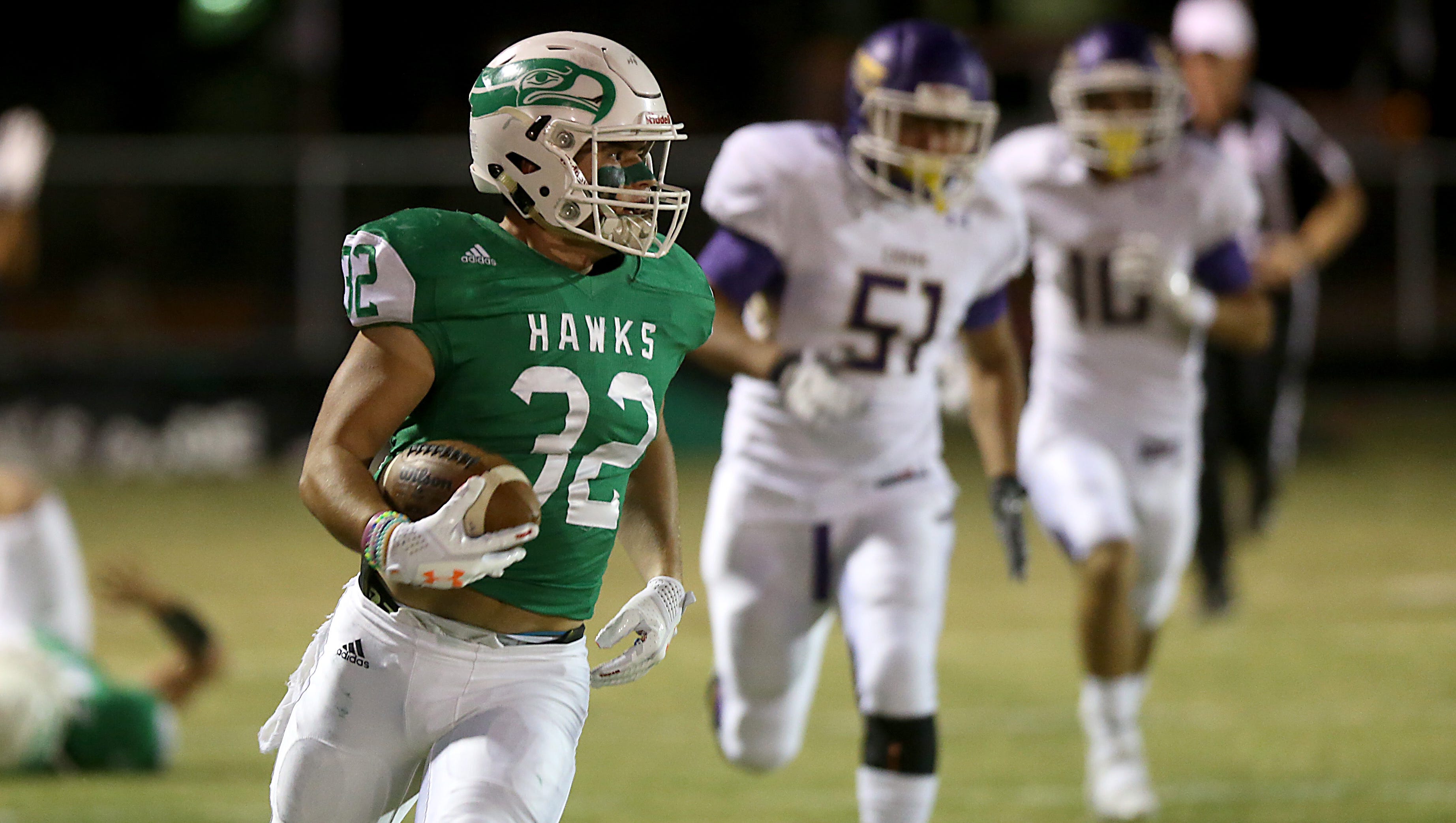 Wall puts on another show in win over Crane