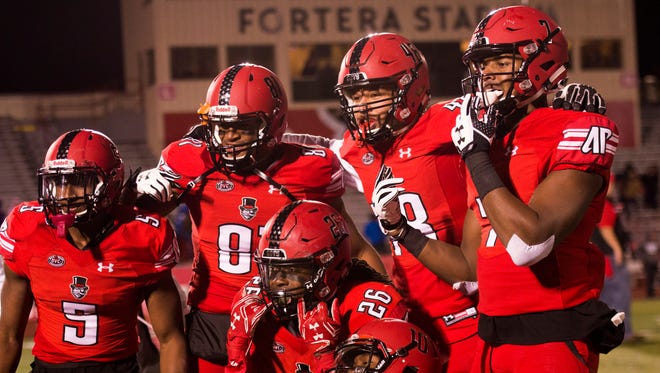 Austin Peay players pose for a photo after beating Eastern Illinois on Saturday.