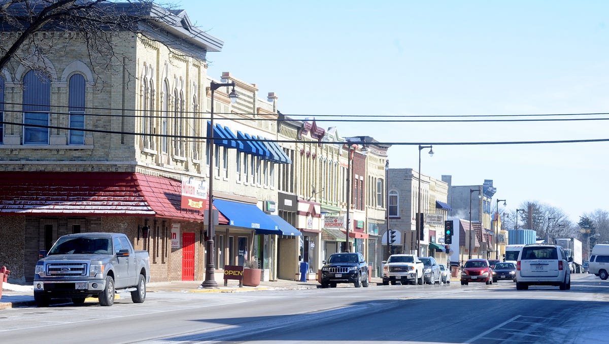 Holiday shopping specials start Oct. 31 in Waupun, Brandon with ‘A Christmas Welcome’