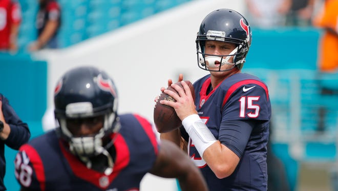 Houston Texans quarterback Ryan Mallett warms up before a game against the Miami Dolphins on Sunday, Oct. 25, 2015, in Miami Gardens, Fla.