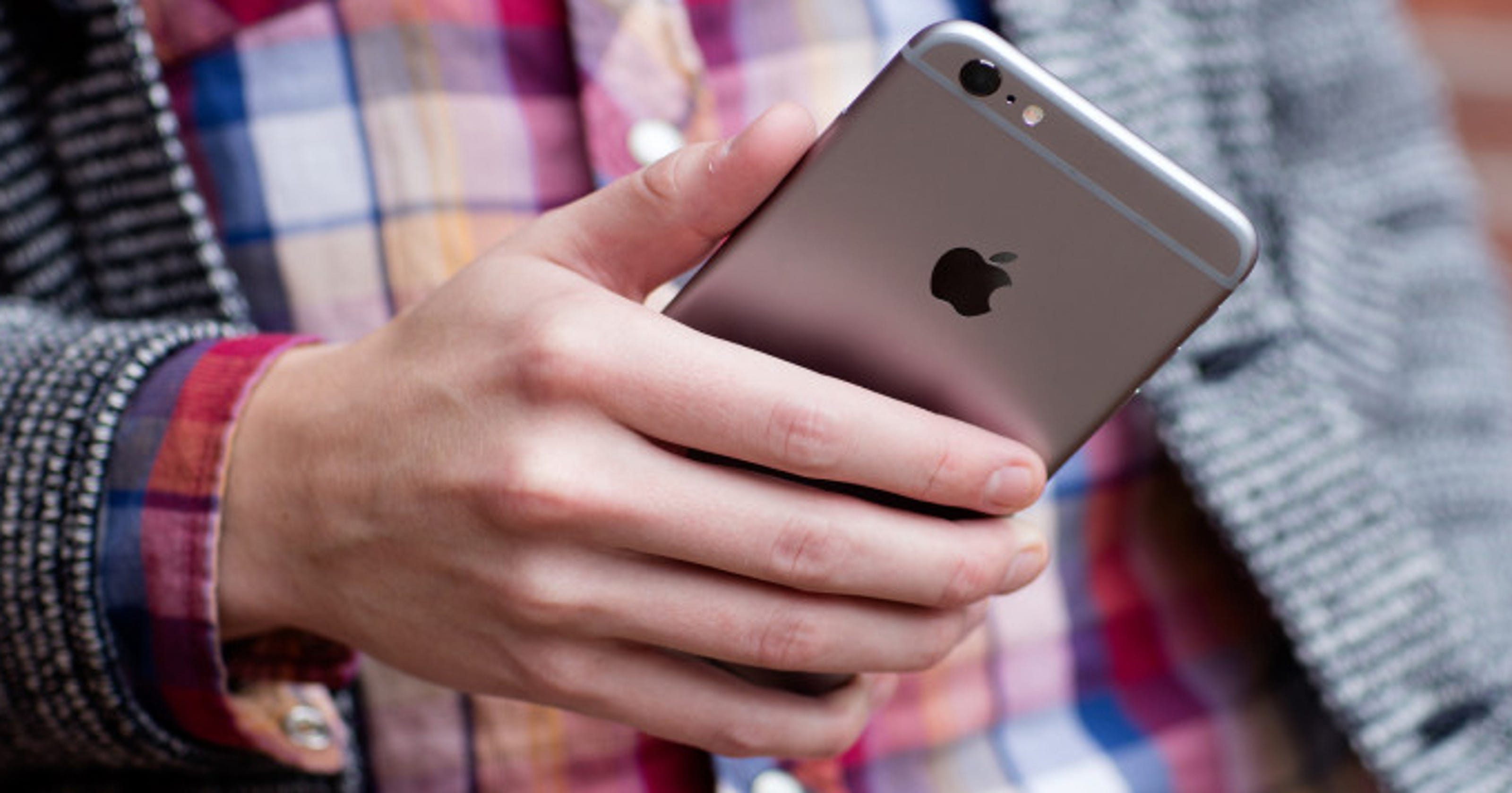 About that emoji bug that will 'crash' iPhones — We tested it