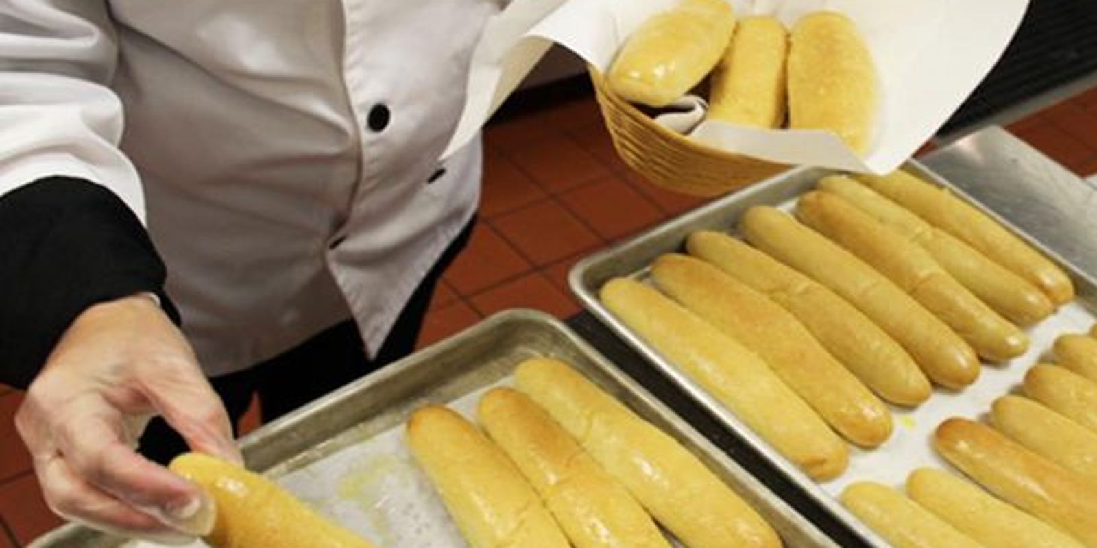 Olive Garden S Latest Plan Breadstick Sandwiches