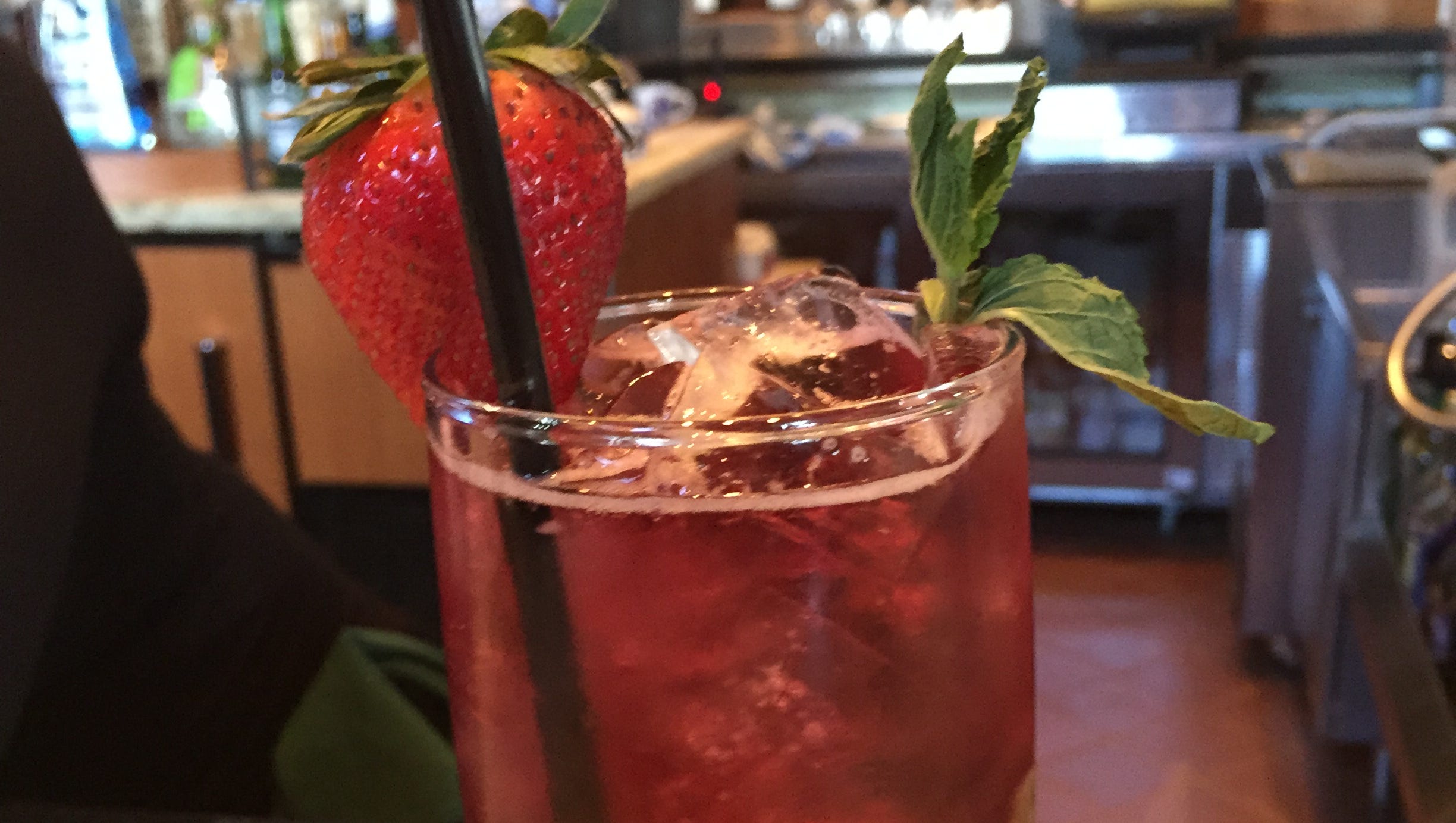 Drink Of The Week Olive Garden Roscato Berry Cocktail