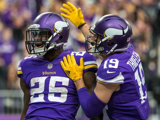 Minnesota Vikings running back Latavius Murray celebrates