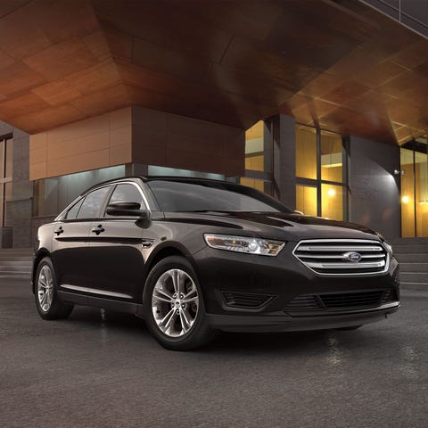 A 2018 Ford Taurus SE. 