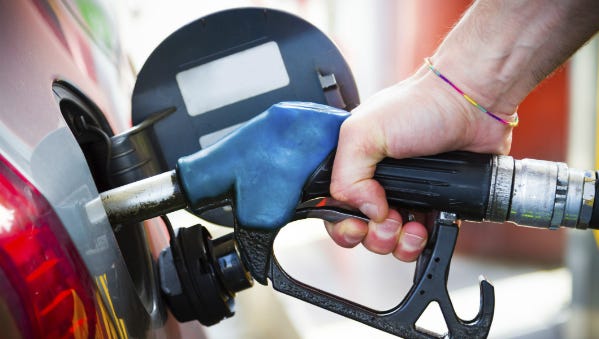 Air agency wants to ease gas pump nozzle rules