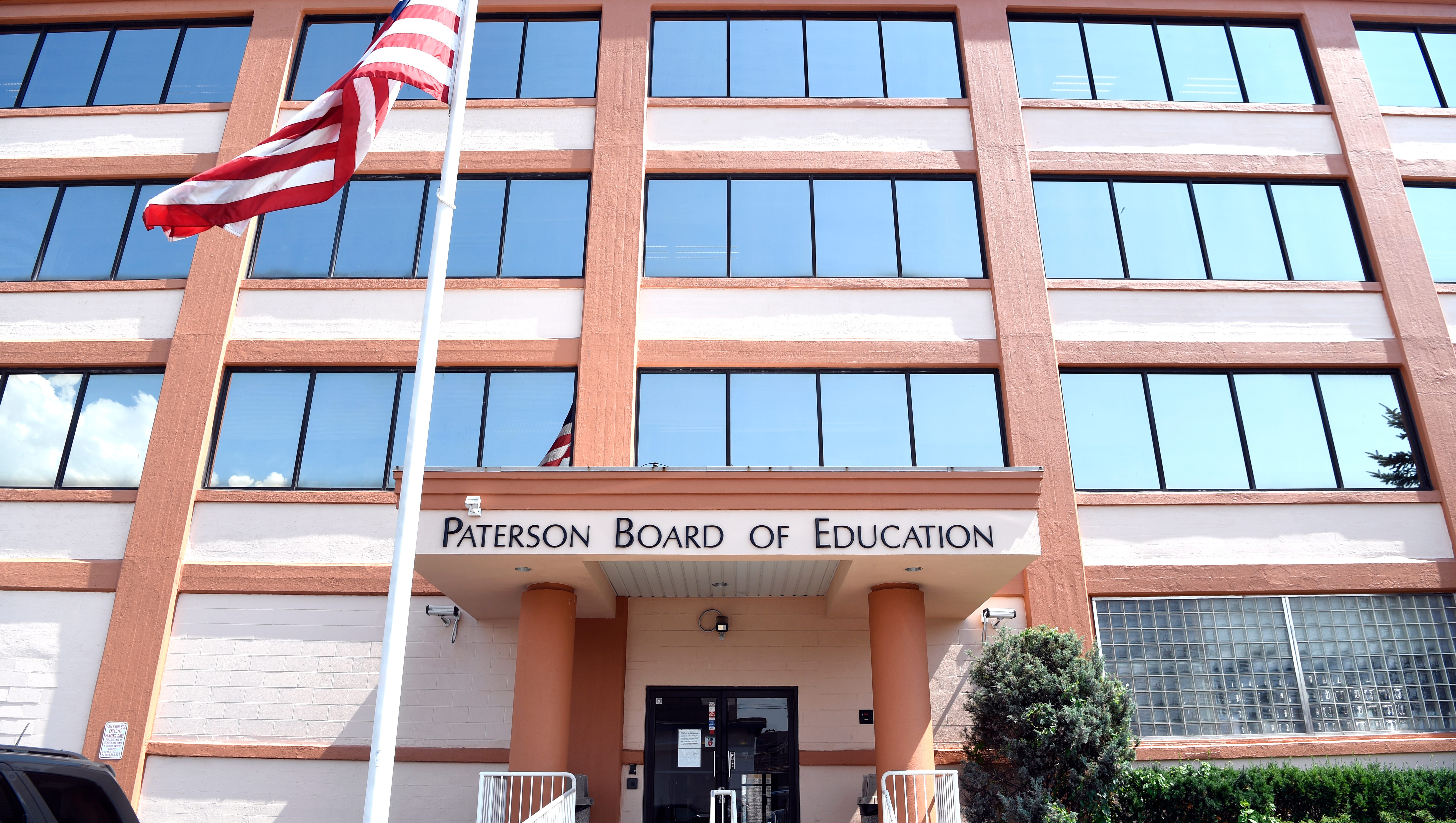 Paterson NJ Board of Education doubles lawyer’s contract to 550,000