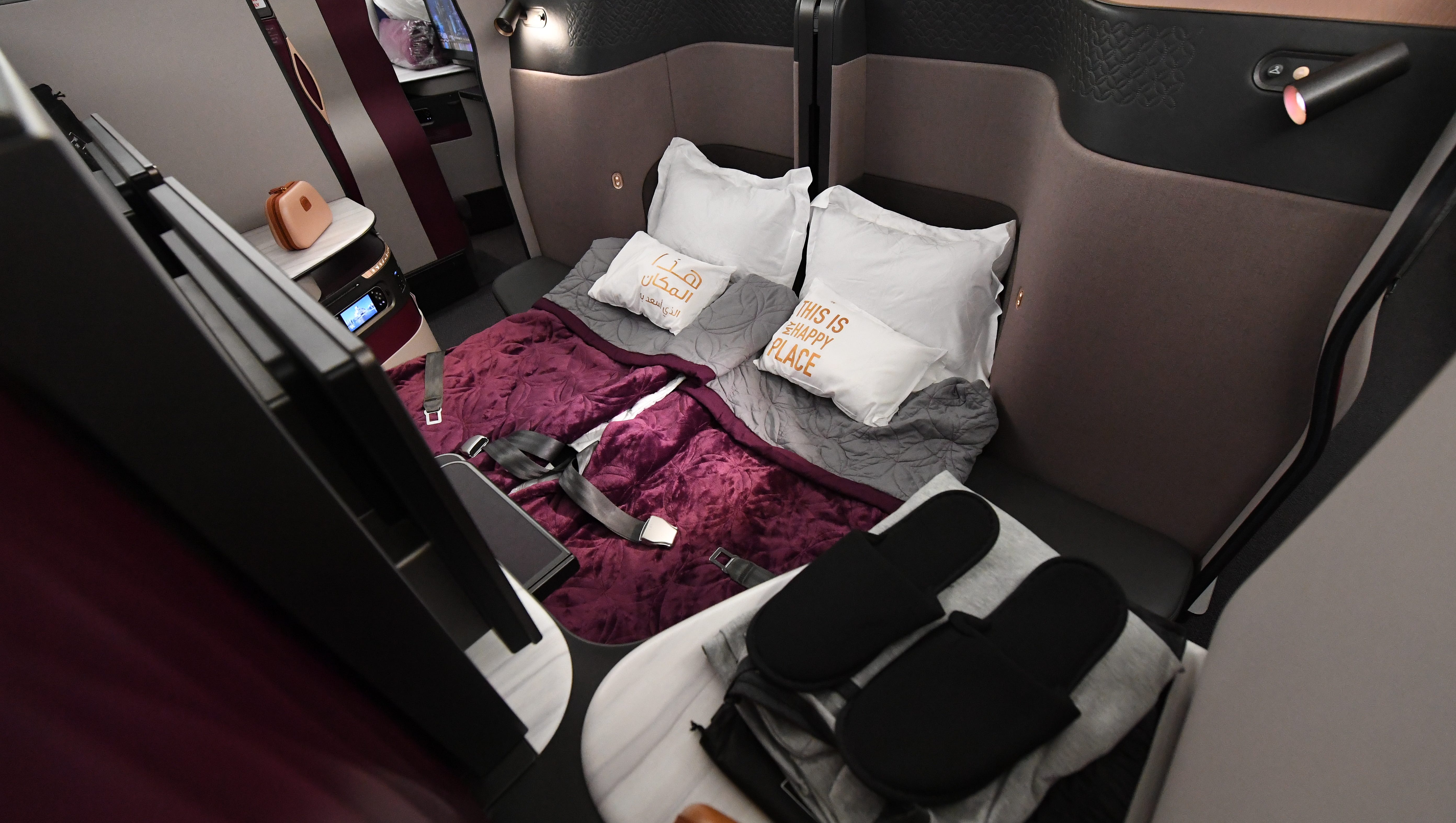 Business Class Qatar Airways Shows Off Luxurious New Qsuite Seats