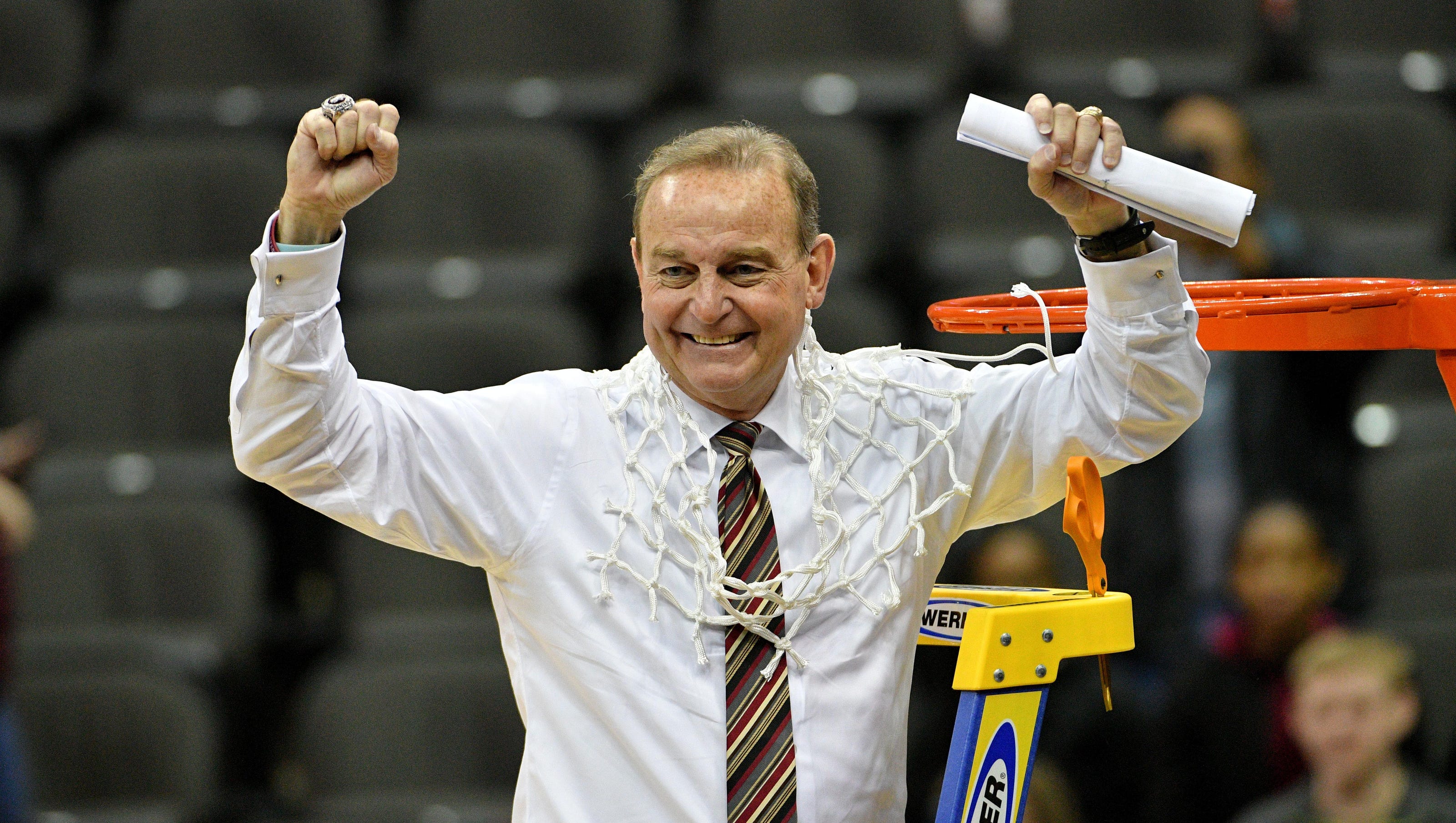 Vic Schaefer Signs Four Year Contract Extension At Mississippi State