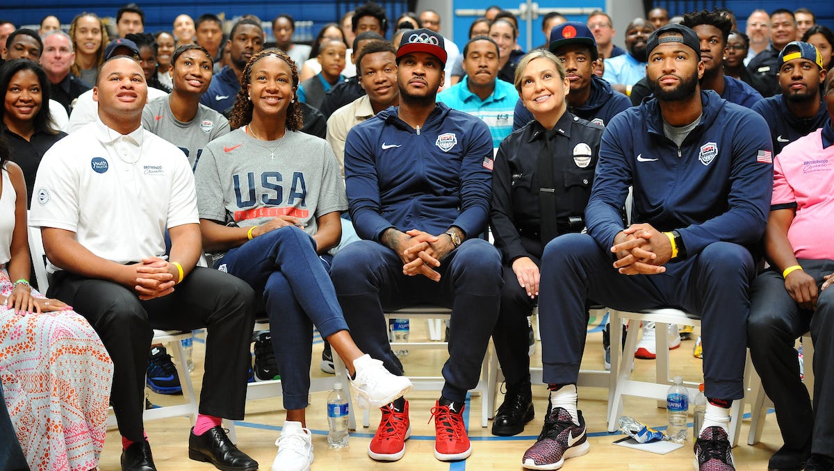 Nba Stars Take Action Rather Than Kneel For National Anthem Image captioncolin kaepernick (centre) began taking a knee in 2016. nba stars take action rather than kneel