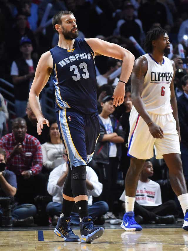 The 9 01 Late Night Gasol Heroics Lil Buck Bbq More