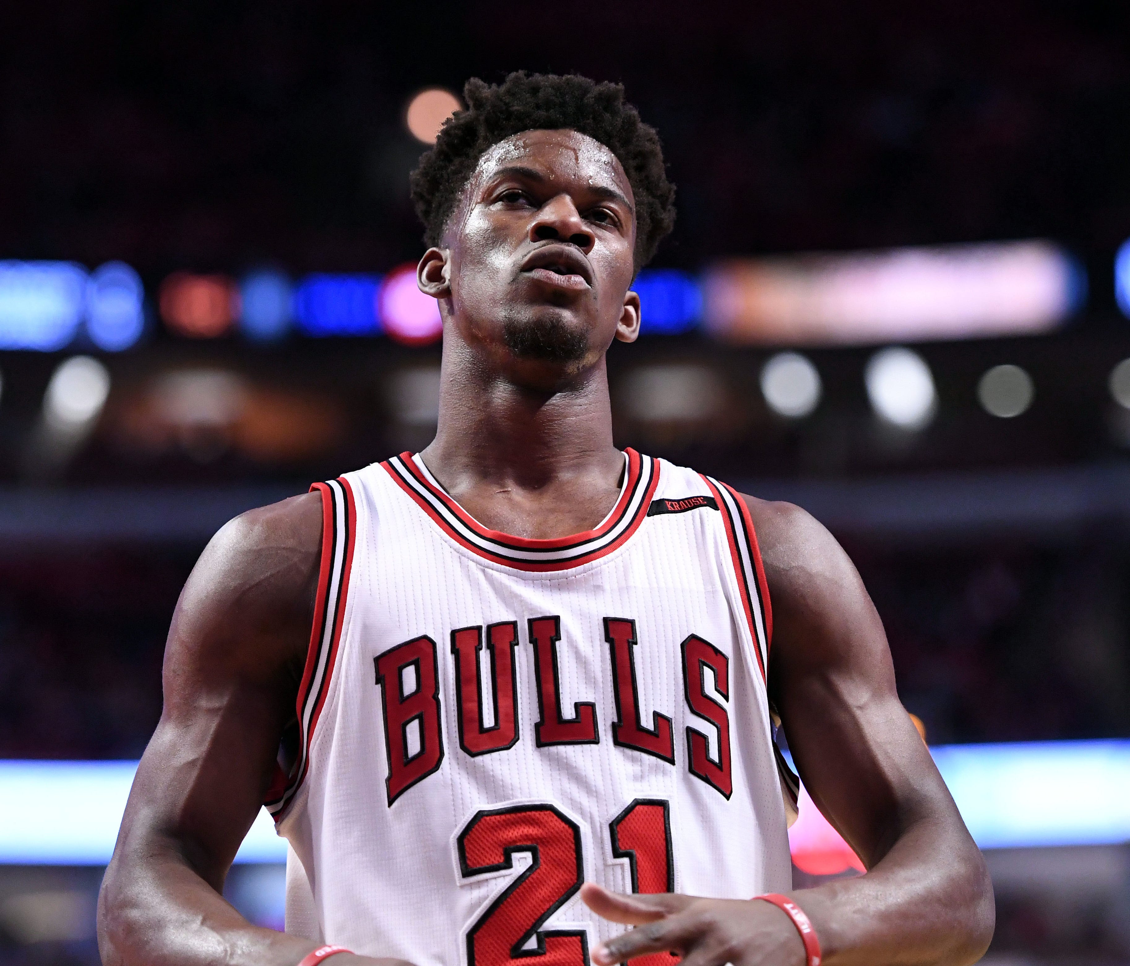 Chicago Bulls forward Jimmy Butler told Jimmy Kimmel that he loves Chicago and doesn't want to leave.