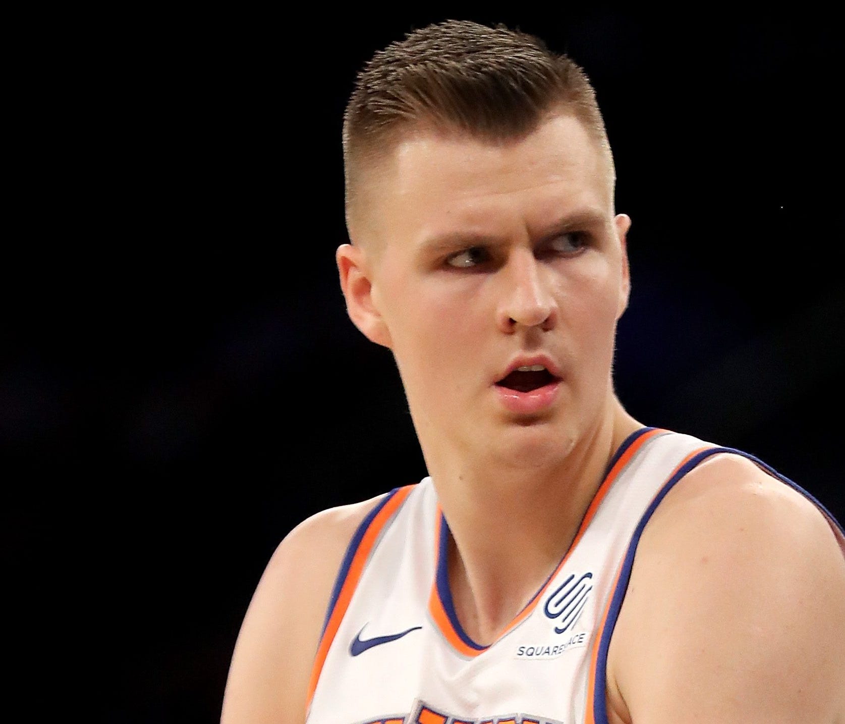 NEW YORK, NY - NOVEMBER 07:  Kristaps Porzingis #6 of the New York Knicks reacts in firsrt half against the Charlotte Hornets during their game at Madison Square Garden on November 7, 2017 in New York City. NOTE TO USER: User expressly acknowledges a