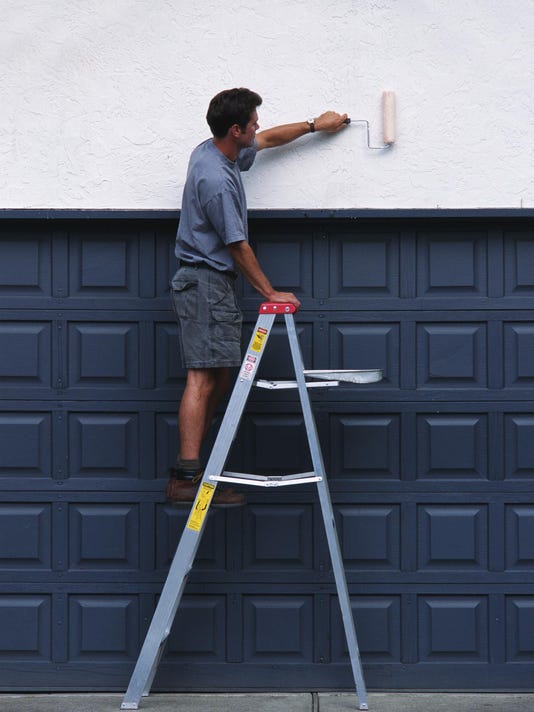 Handyman Hot Temperatures Can Impact Outdoor Projects