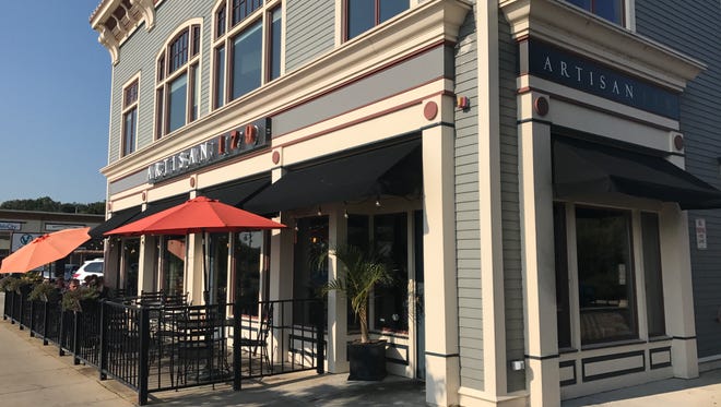 Artisan 179 is located on Wisconsin Avenue in Pewaukee right along the shore of Pewaukee Lake.