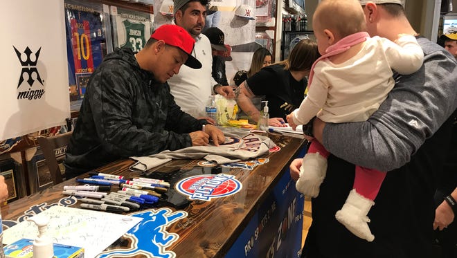Miguel Cabrera signs autographs at the Pro Sports Zone  apparel store at Laurel Park Place Mall on Sunday evening.
CREDIT: