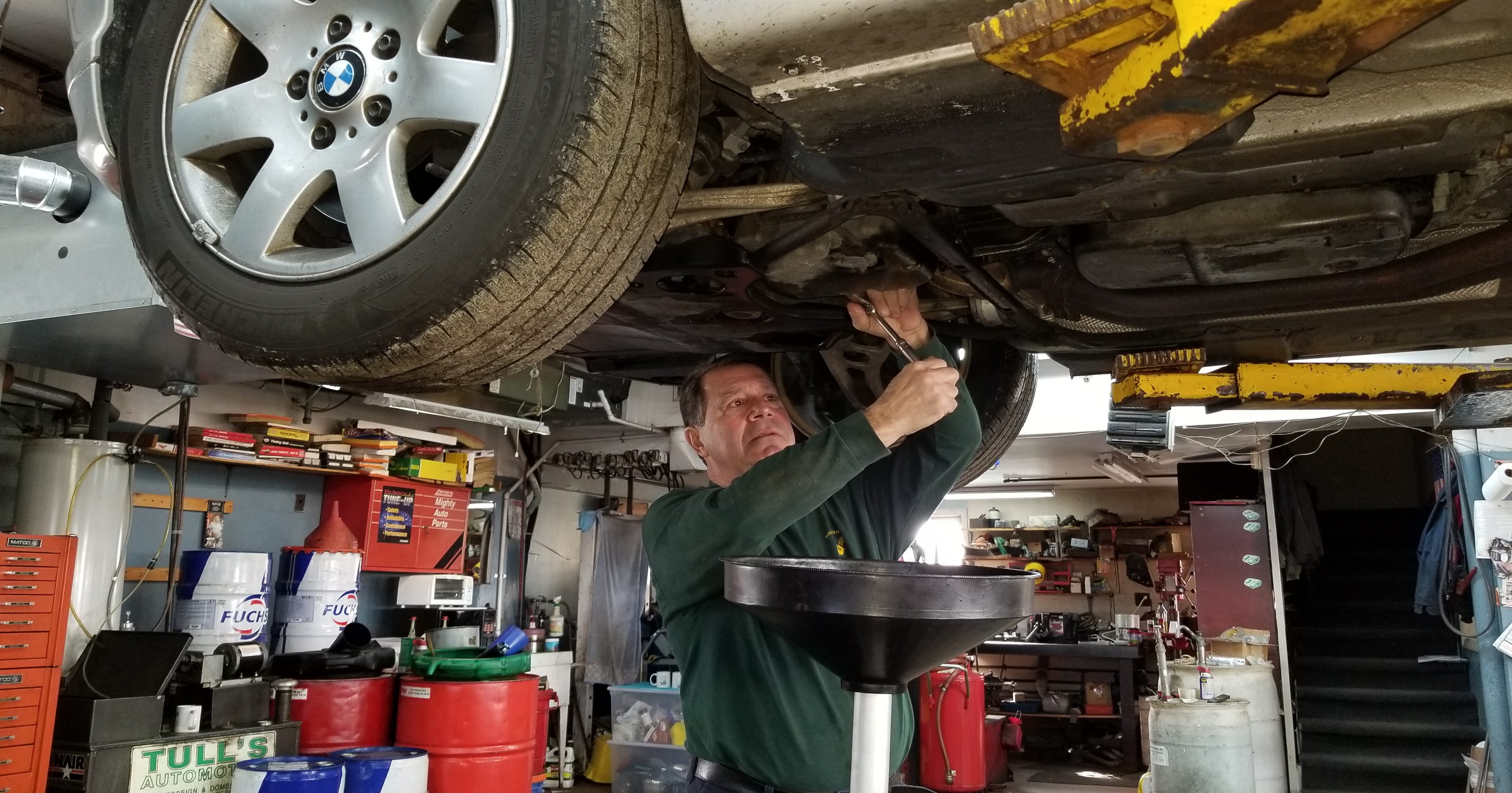 Repair shop on old commercial property changed with times