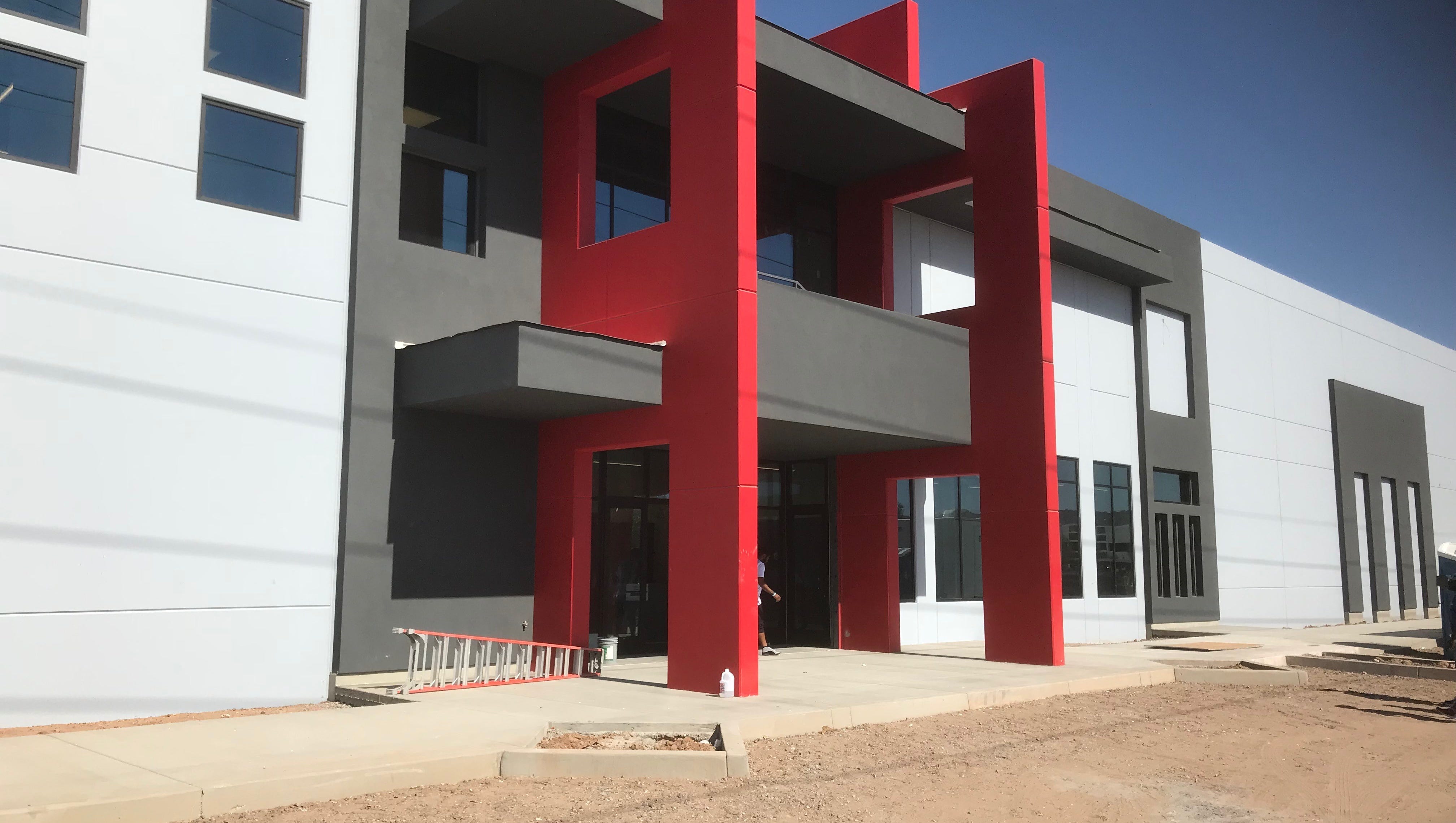 Powerhouse Hoops Opens New Basketball Mecca In Phoenix