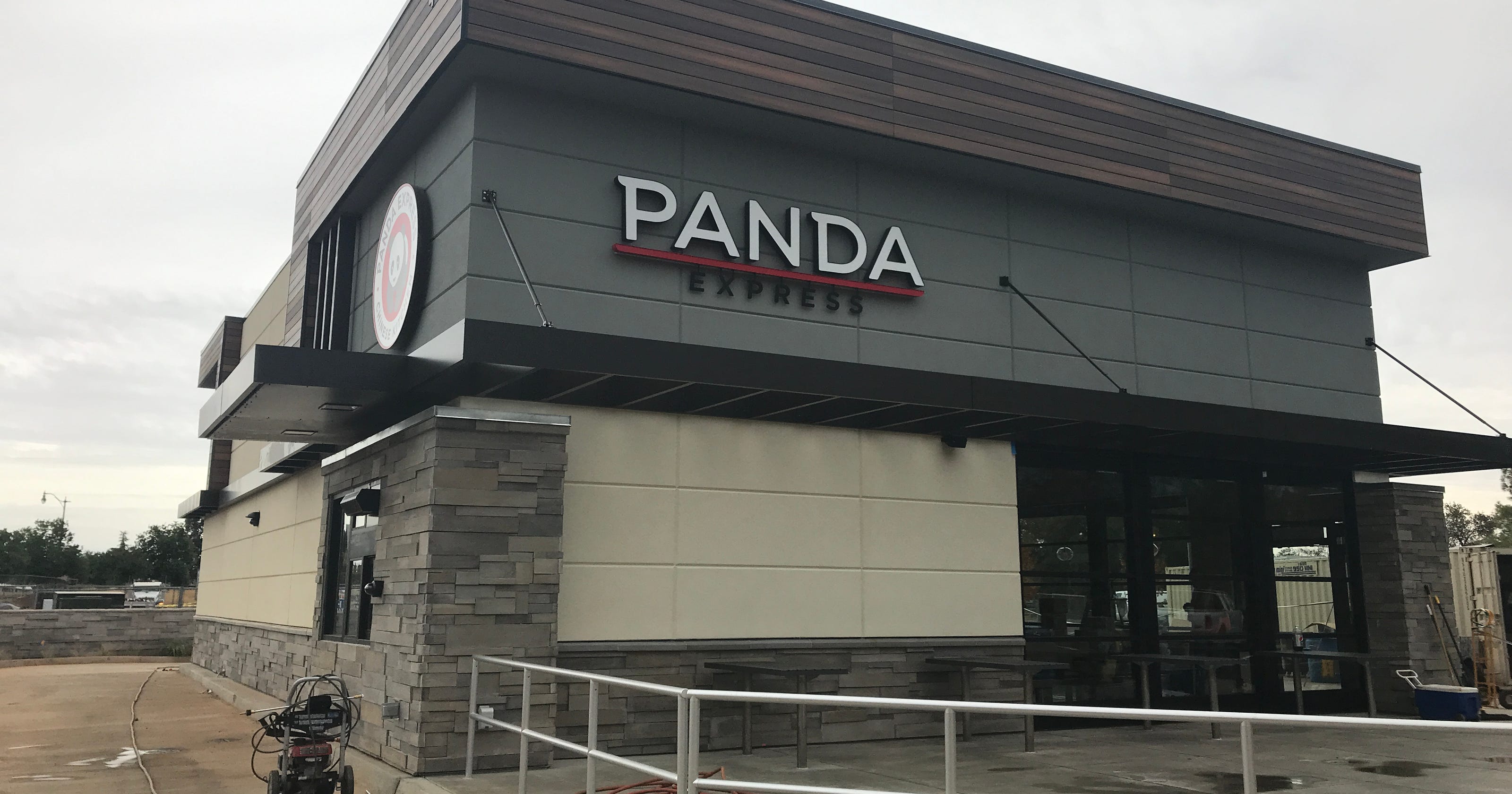 Five things to know about Redding's newest shopping center