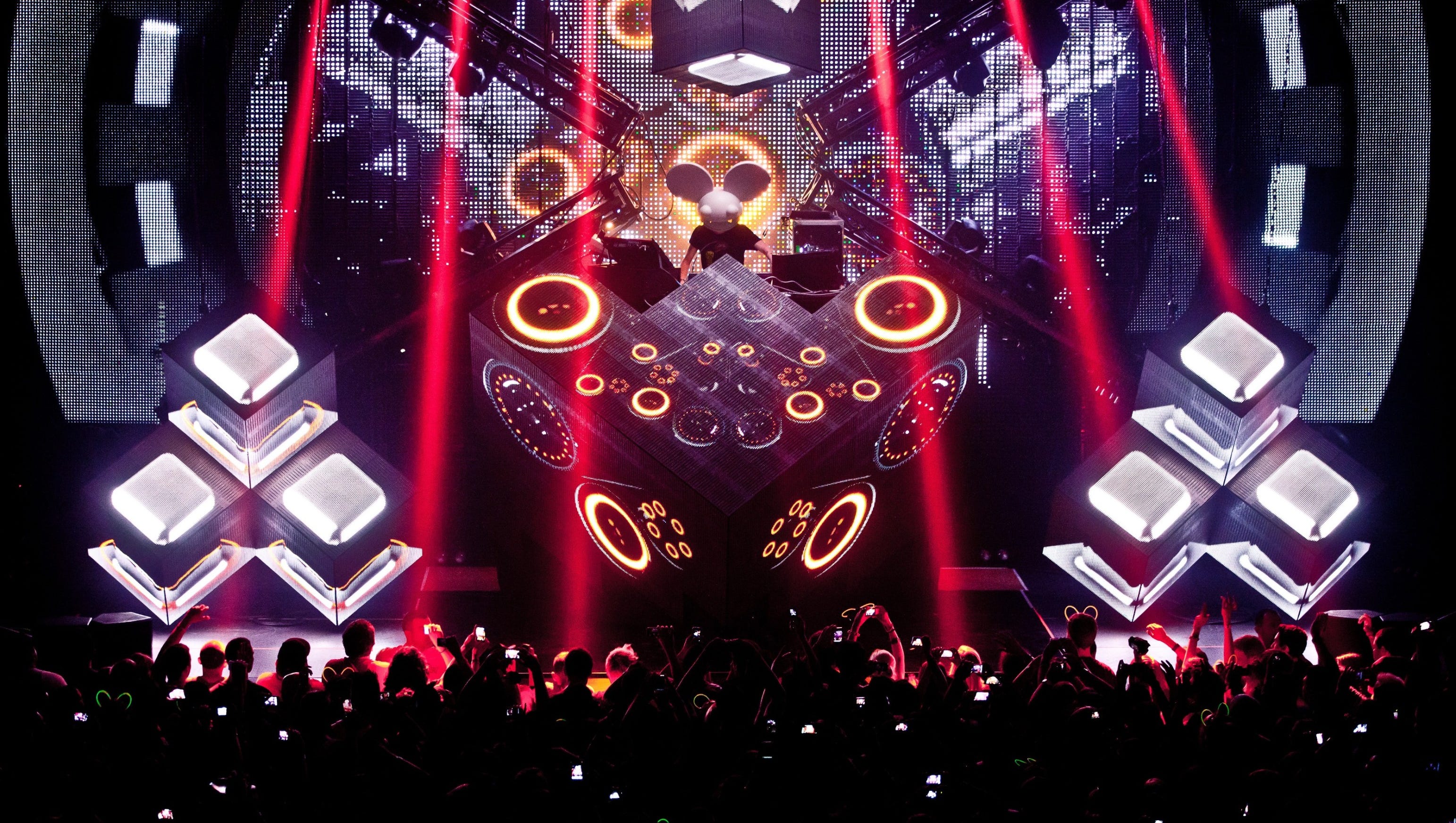 Deadmau5 Tops Bill At Lights All Night Festival